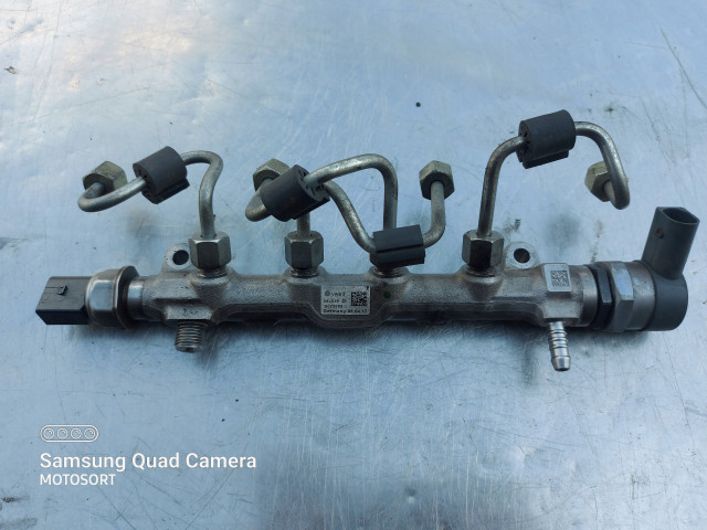 Vw audi skoda 2.0 tdi топливная рампа 04l089d