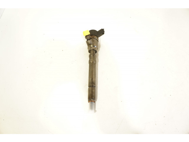Vstřikovač 33800-27900, 0445110126 Bosch Diesel