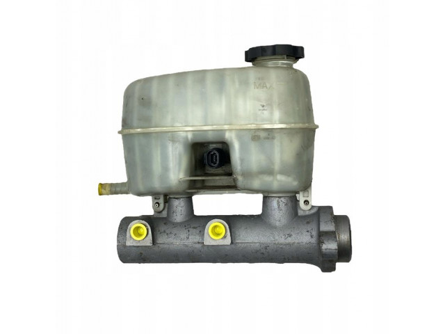 Escalade tahoe yukon 03-07r тормозной цилиндр  18045894, 2GM245A  General Motors    