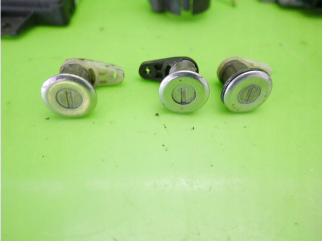 Комплект блоков управления odpalania dacia logan i 1.4 8v 04- 8200483732, 8200326380