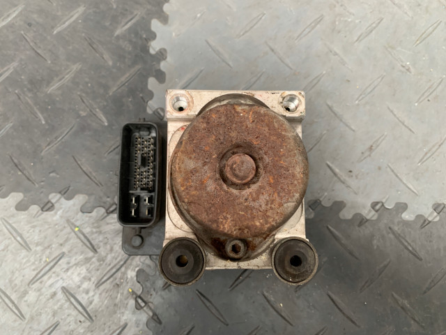 Mitsubishi lancer vii 1.6 2.0 блок абс mn116261