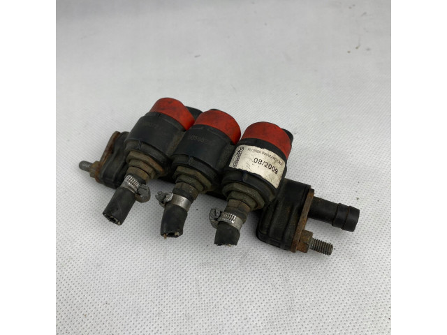 Vstřikovací lišta  67R-010196, 110R-000122  Volvo       pro benzínový motor