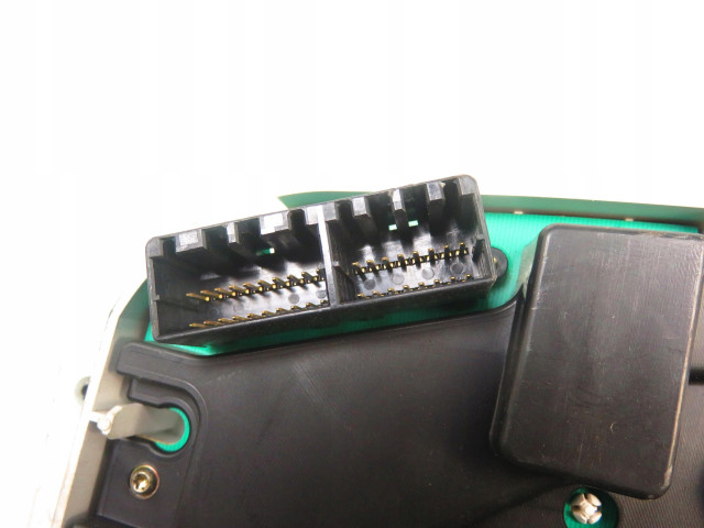 ПАНЕЛЬ ПРИБОРОВ СПИДОМЕТР KIA MAGENTIS 2.0 940033C848  940033C848, A834261           