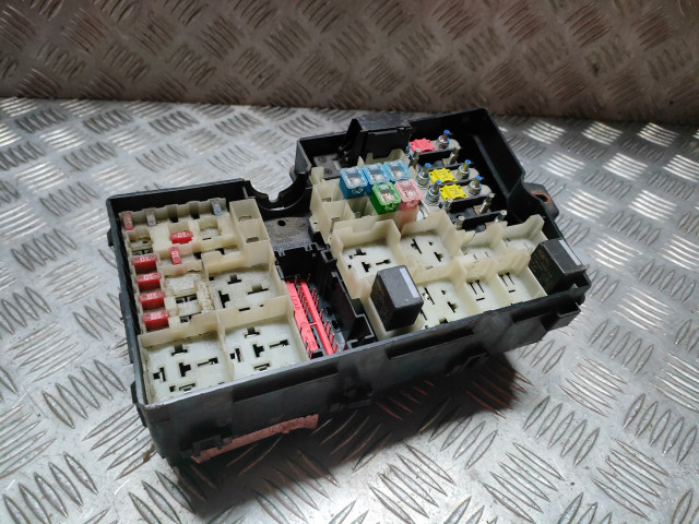 Ford focus mk2 блок предохранителей 3m5t14a142ab    FoMoCo     