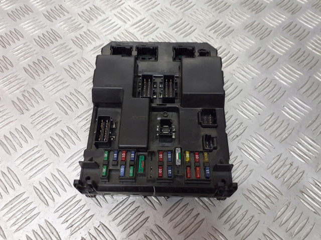 Pojistková skříňka BSI 307 9651197780A Peugeot