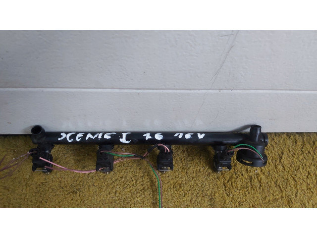 Vstřikovací lišta  7700112519 7700112519 Renault       pro benzínový motor