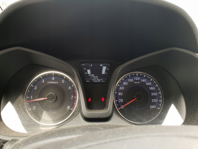 Hyundai ix20 11r 1.4 16v панель приборов спидометр 94003-1K010QQH