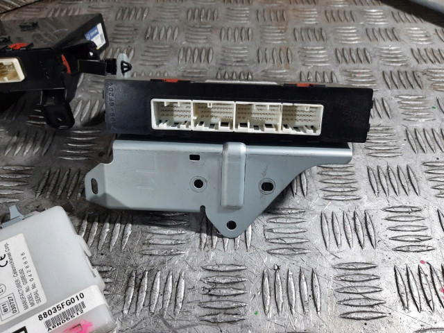 Subaru outback iv 2.0d комплект зажигания модуль управления 22611AP841 22611AP841