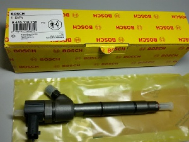 Vstřikovač 0445110327 0821438 Bosch Diesel