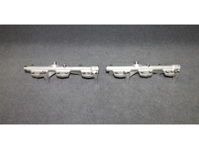 Vstřikovací lišta 7639975, 7643082 BMW pro benzínový motor