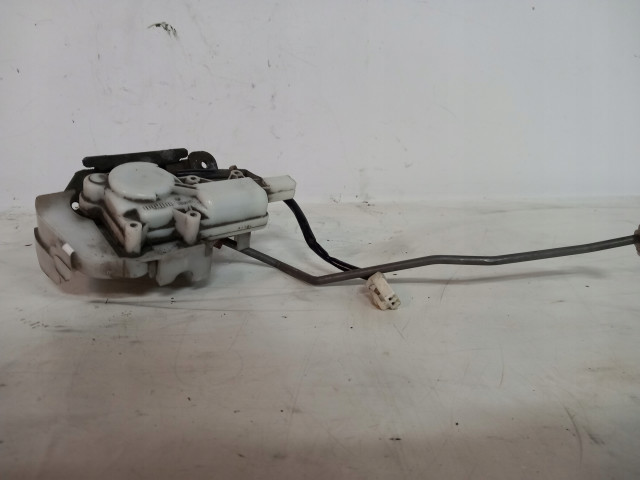 Mazda 6 OE B6701 zamek ЗАСЛОНКИ BAGAŻNIKA