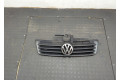 Решетка радиатора Volkswagen Golf 5 2003-2009