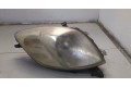 Фара передняя Toyota Yaris 2005-2011 правая