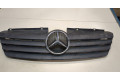 Решетка радиатора  Mercedes Vaneo          