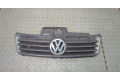 Решетка радиатора  Volkswagen Polo 2001-2005          