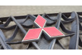 Решетка радиатора  Mitsubishi Montero Sport / Pajero Sport 1996-2008          MR607481
