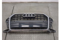 Решетка радиатора Audi Q3 2011-2018 8U0853651AA