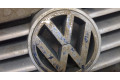 Решетка радиатора  Volkswagen Polo 1999-2001          
