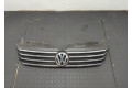 Решетка радиатора  Volkswagen Passat 7 2010-2015 Европа          