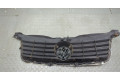 Решетка радиатора Volkswagen Passat 5 2000-2005