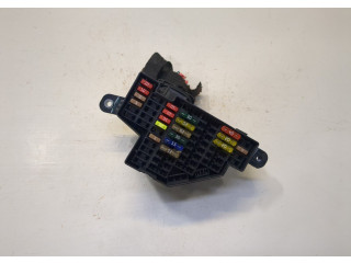 Блок предохранителей  Volkswagen Golf 6 2009-2012      1K2941824     1.6