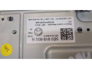 Дисплей мультимедиа  Skoda Octavia (A7) 2017-2021        