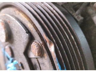 Форсунка топливная Volkswagen Caddy 2004-2015