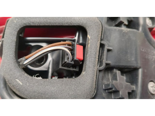 Задний фонарь          