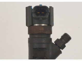 Форсунка топливная KIA Sorento BL 2002-2011 338004A500