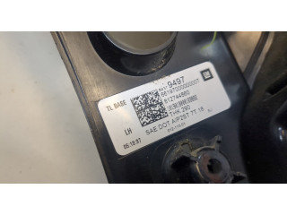 Задний фонарь 84379497