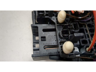 Блок предохранителей  Skoda Octavia (A7) 2013-2017         