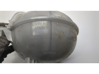 Бачок расширительный Volkswagen Jetta 7 2018-2024 5Q0121407M