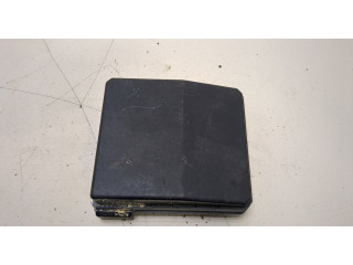 Крышка блока предохранителей Mitsubishi Outlander XL 2006-2012