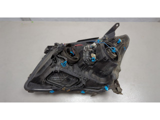 Фара передняя  Toyota Avensis 2 2003-2008 правая 
