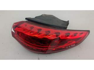 Задний фонарь