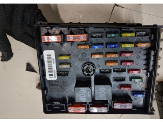 Блок предохранителей  Volkswagen Passat CC 2008-2012      3c093715     2