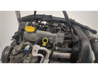 Форсунка топливная  Opel Meriva 2003-2010         