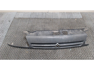 Решетка радиатора Citroen Saxo 1.1 7804J3