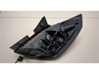 Задний фонарь          