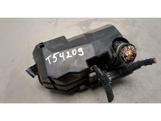 Блок предохранителей Honda Civic 2011-2017 TV2E010, 38256TA9E01