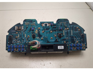 Панель приборов  Volvo 850       9148571     