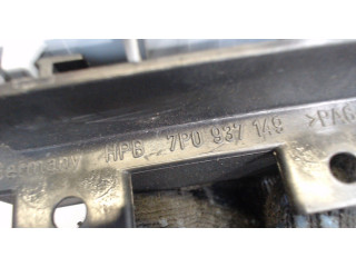 Блок реле  Volkswagen Touareg 2010-2014      7P0937149    3.6