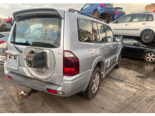 Стартер Mitsubishi Pajero / Montero 2000-2006 3.2 ME204424