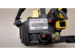 Блок предохранителей Peugeot 2008 2013-2016 9666232680 1.2