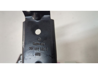 Блок реле Volkswagen Transporter 4 1991-2003