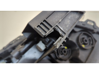 Фара передняя  Peugeot 3008 2009-2016 правая 