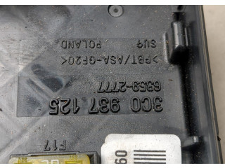 Блок предохранителей Skoda Octavia (A5) 2004-2013