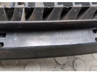 Решетка радиатора  Skoda Fabia 1999-2007          