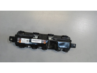 Подушка безопасности коленная Tesla Model S