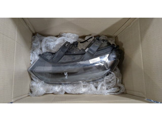 Фара передняя Audi Q3 2011-2014 левая